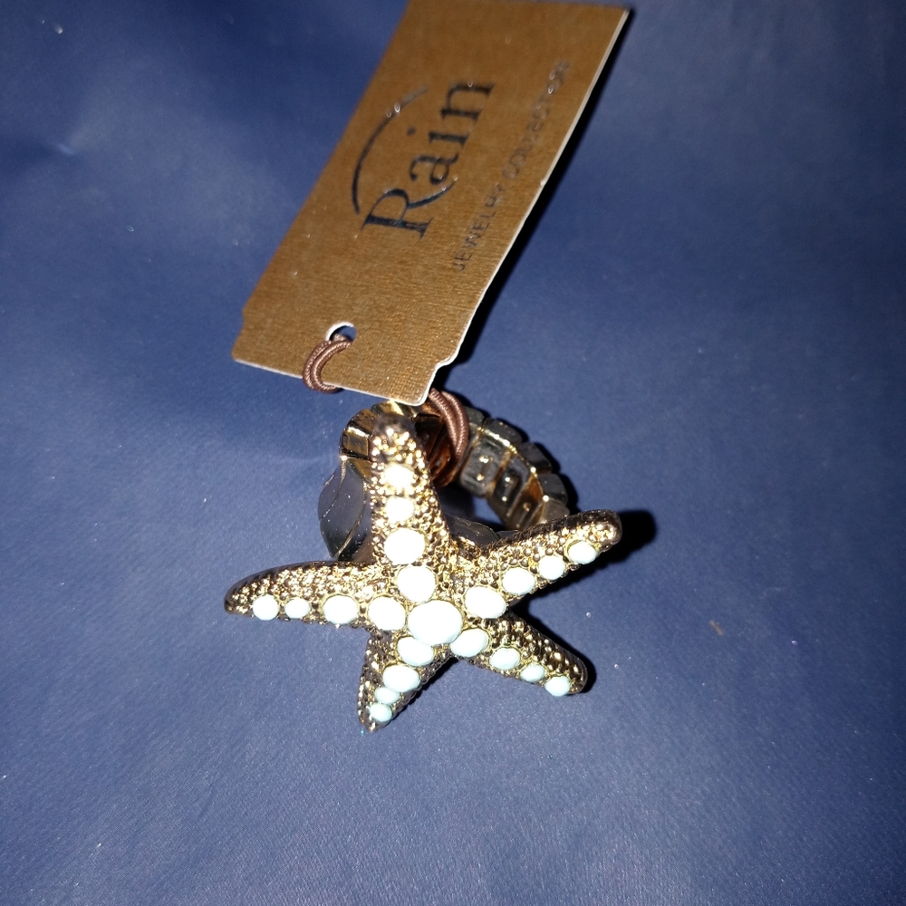 Star ring - Picture 3 of 6